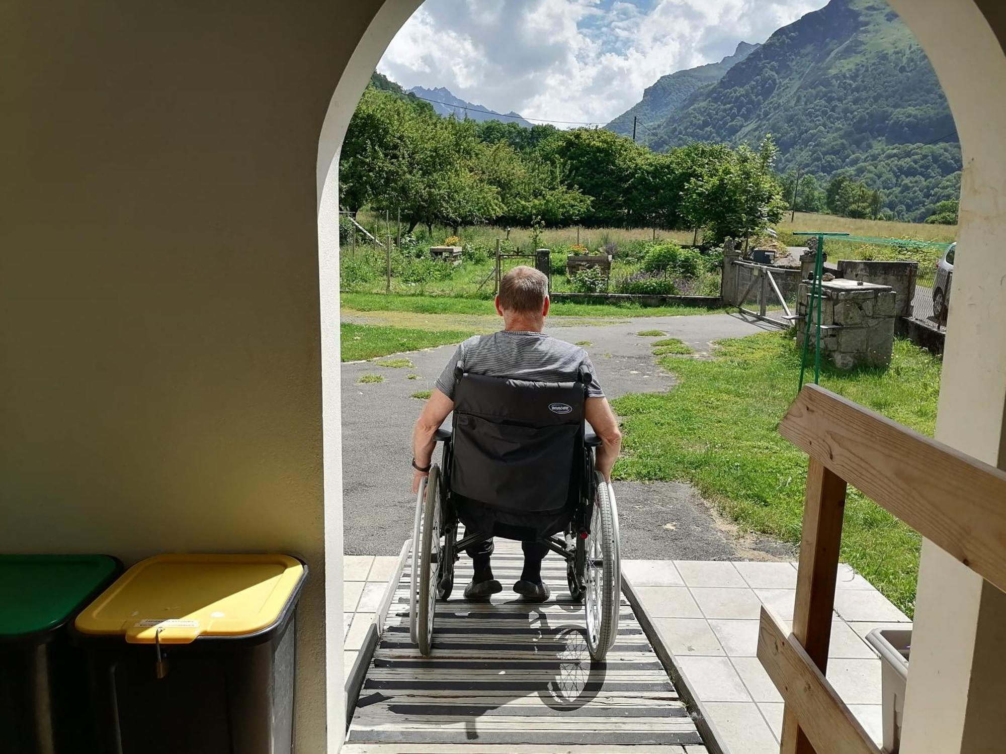 Aux D'Estaing Croises, Gite De Montagne Accessible A Tous エクステリア 写真