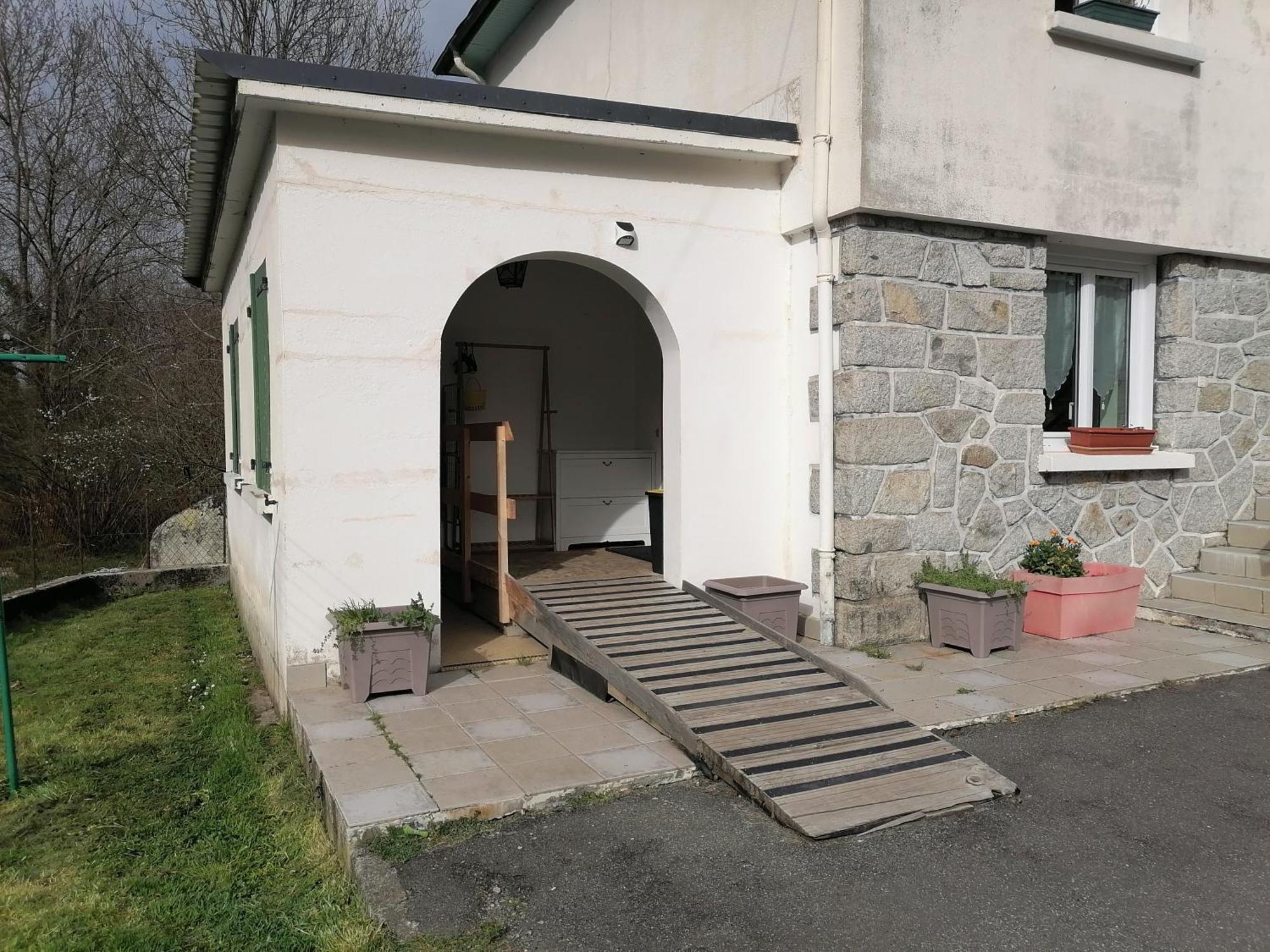 Aux D'Estaing Croises, Gite De Montagne Accessible A Tous エクステリア 写真